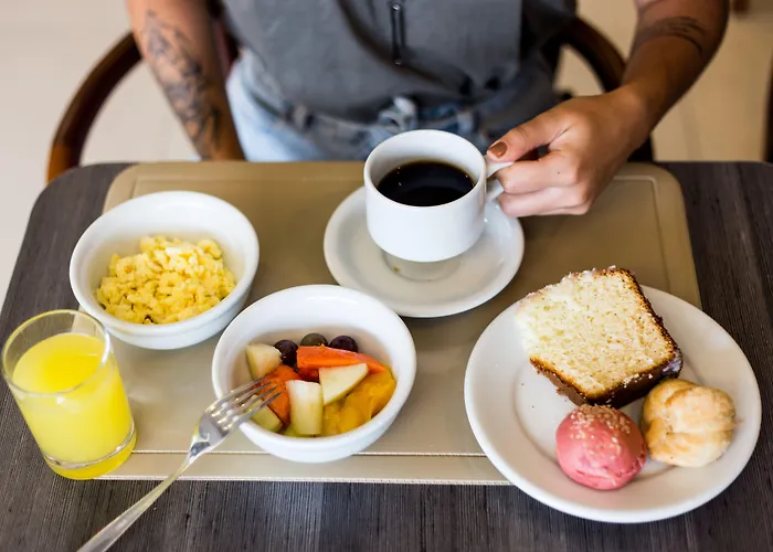 Master Express Dom Pedro Ii - Proximo Ao Consulado Americano E Aeroporto 3* Porto Alegre