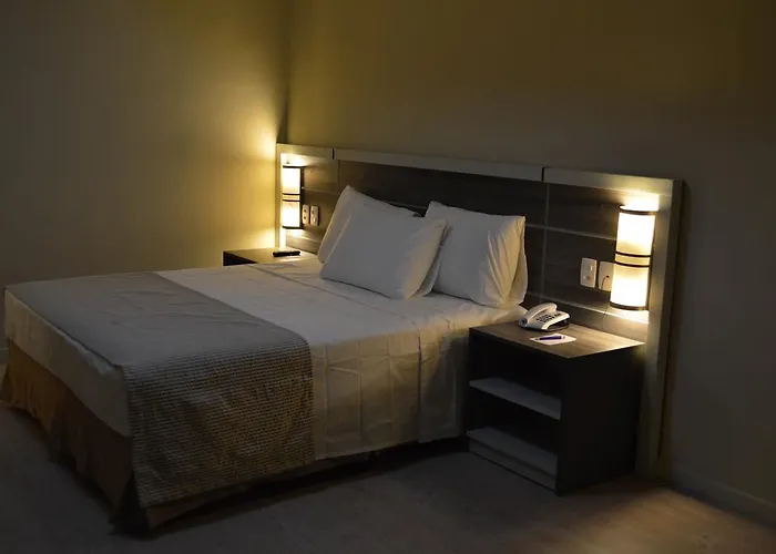 Hotel Master Express Dom Pedro Ii - Proximo Ao Consulado Americano E Aeroporto Porto Alegre